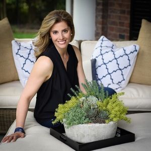 Meet your Posher, Carrie